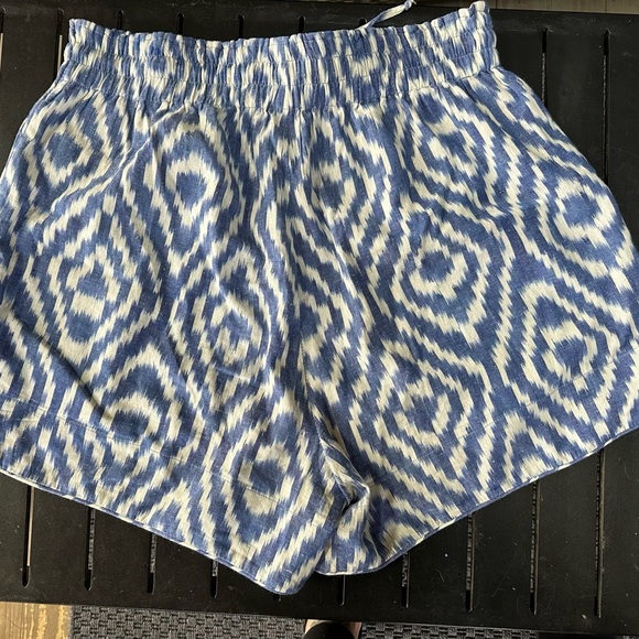 Mirth Track Shorts in Azure Ikat, Large - Picture 8 of 11